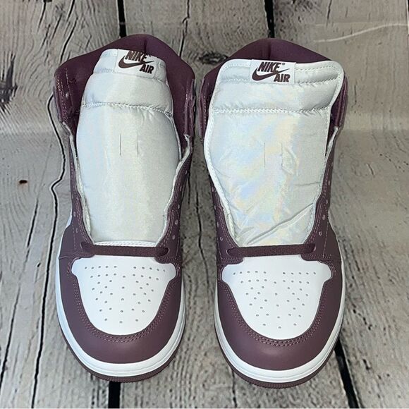 NWT Nike Air Jordan 1 Retro High OG Sneakers Size 10.5 - Picture 6 of 14